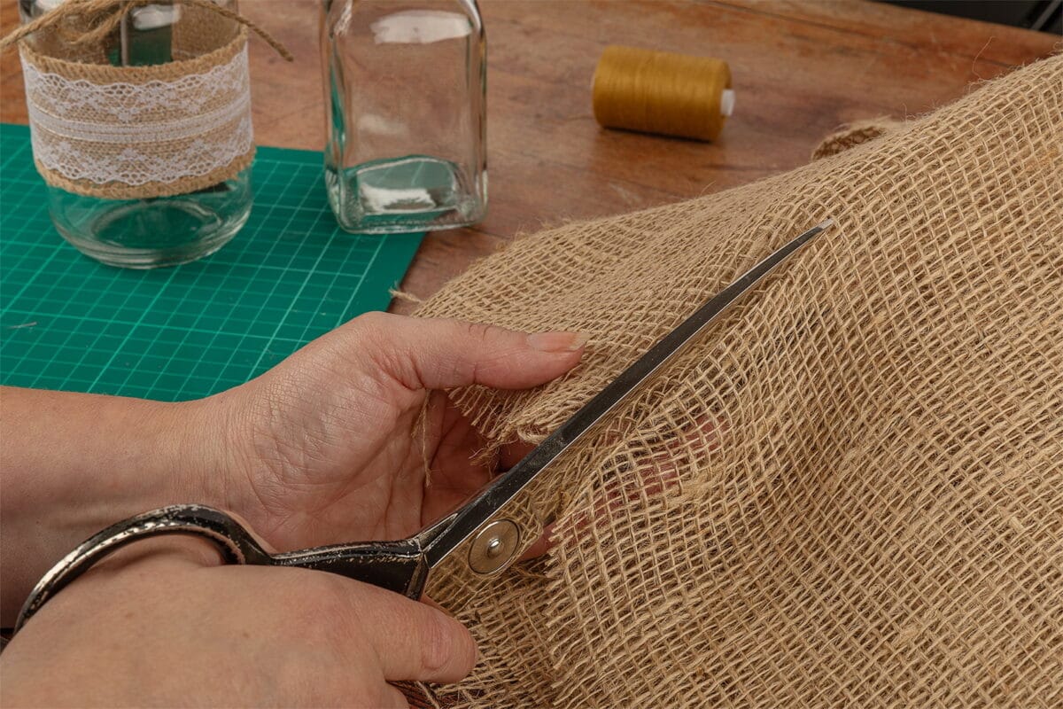 Hessian Fabric | Builders Hessian Roll | Frost Protection - Image 3